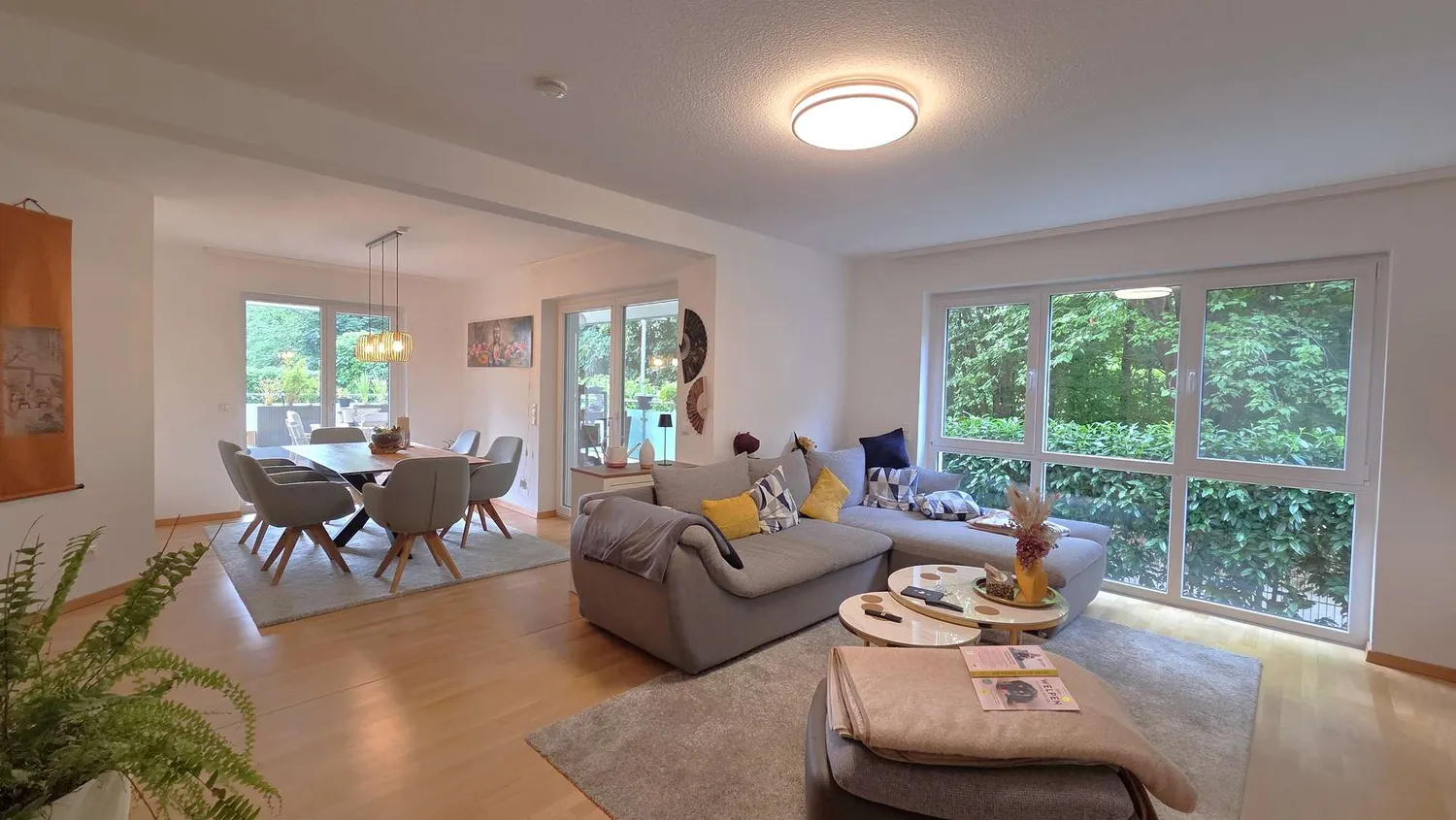 4 Zimmer Wohnung mit 128 m² in Hannover – Bild 1