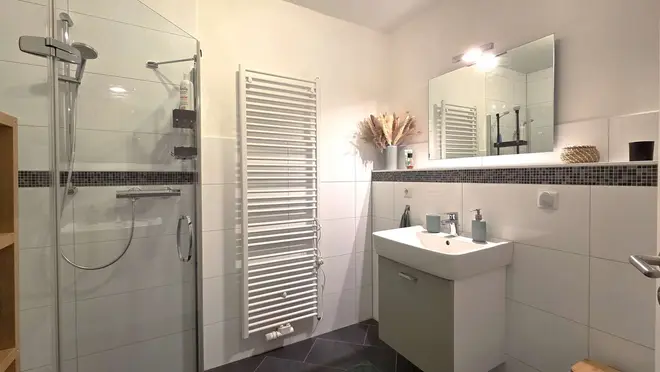 4 Zimmer Wohnung mit 128 m² in Hannover – Bild 9