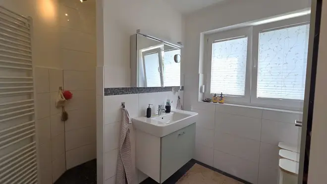 4 Zimmer Wohnung mit 128 m² in Hannover – Bild 10