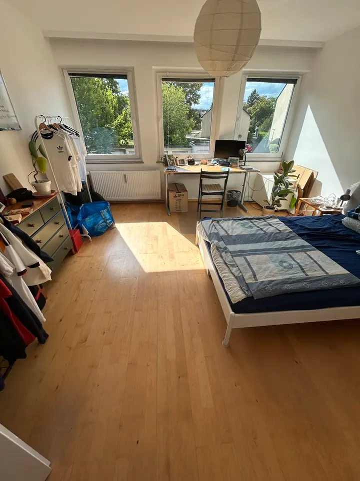 WG-Zimmer mit 84 m² in Brühl – Bild 1