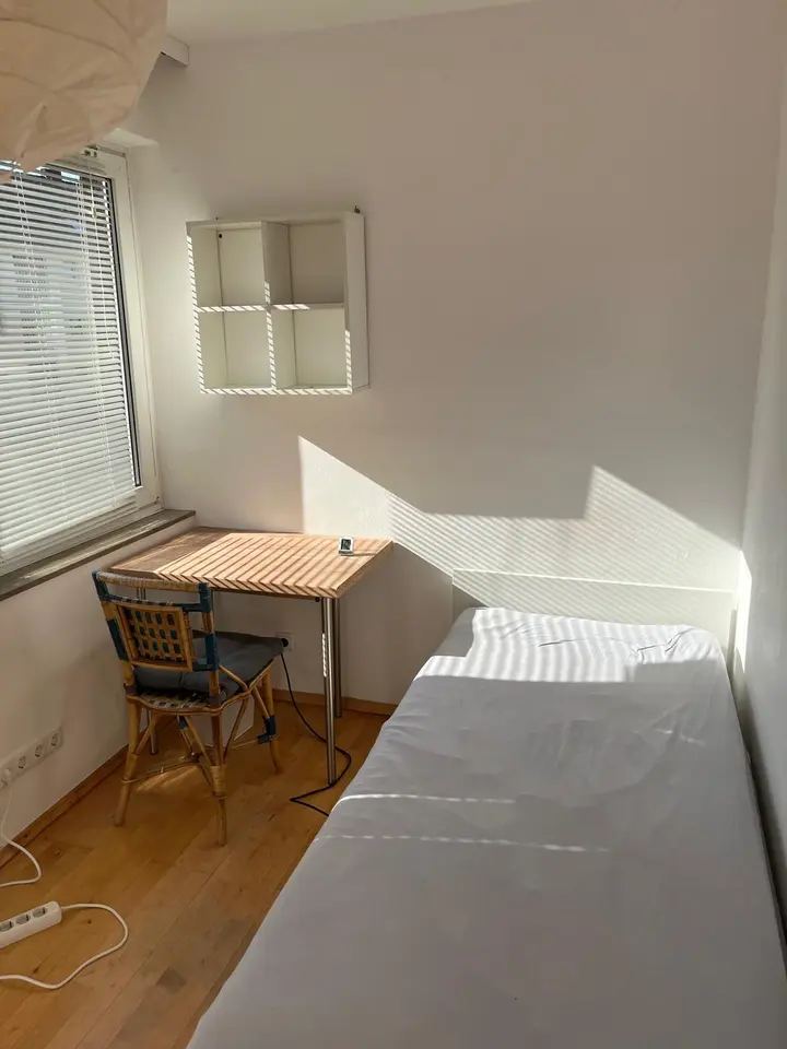 WG-Zimmer mit 84 m² in Brühl – Bild 4