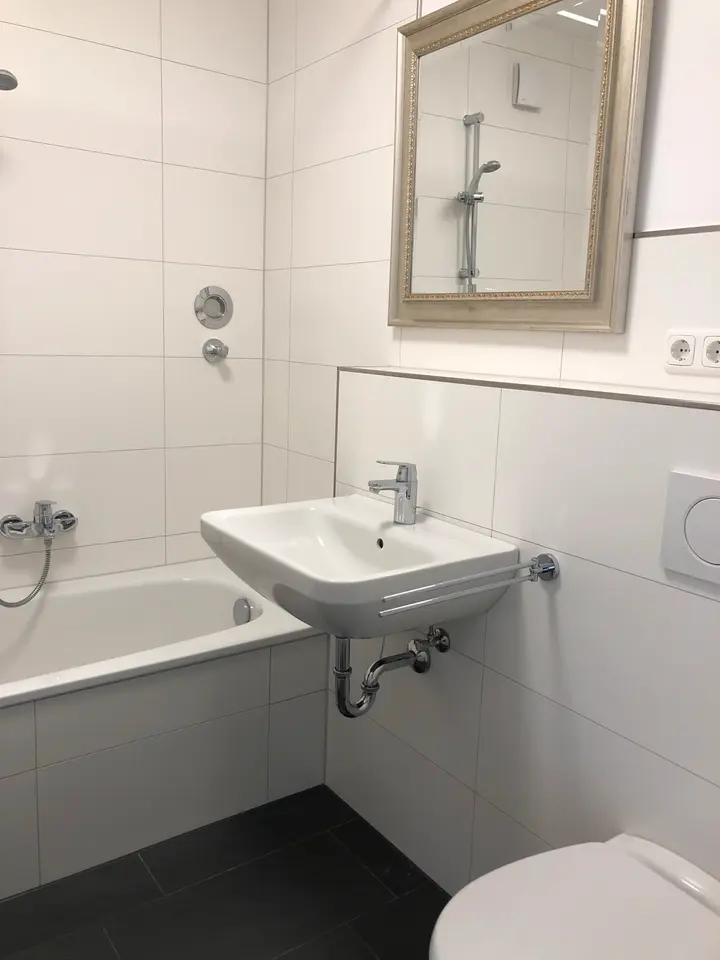 WG-Zimmer mit 84 m² in Brühl – Bild 9