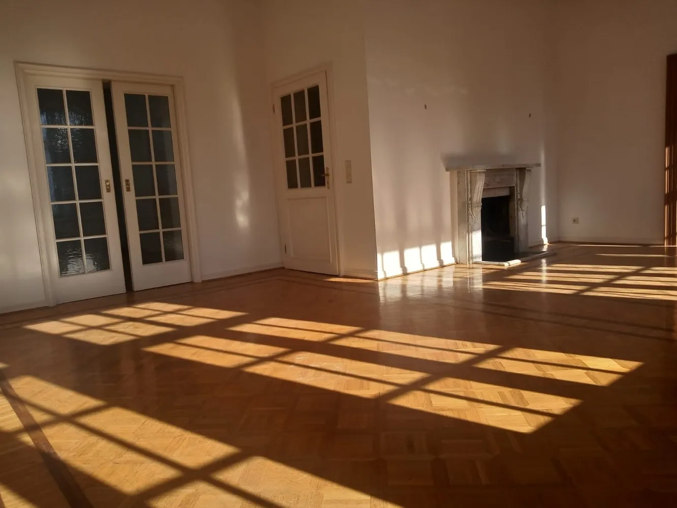 4 Zimmer Wohnung mit 170 m² in Mönchengladbach – Bild 1