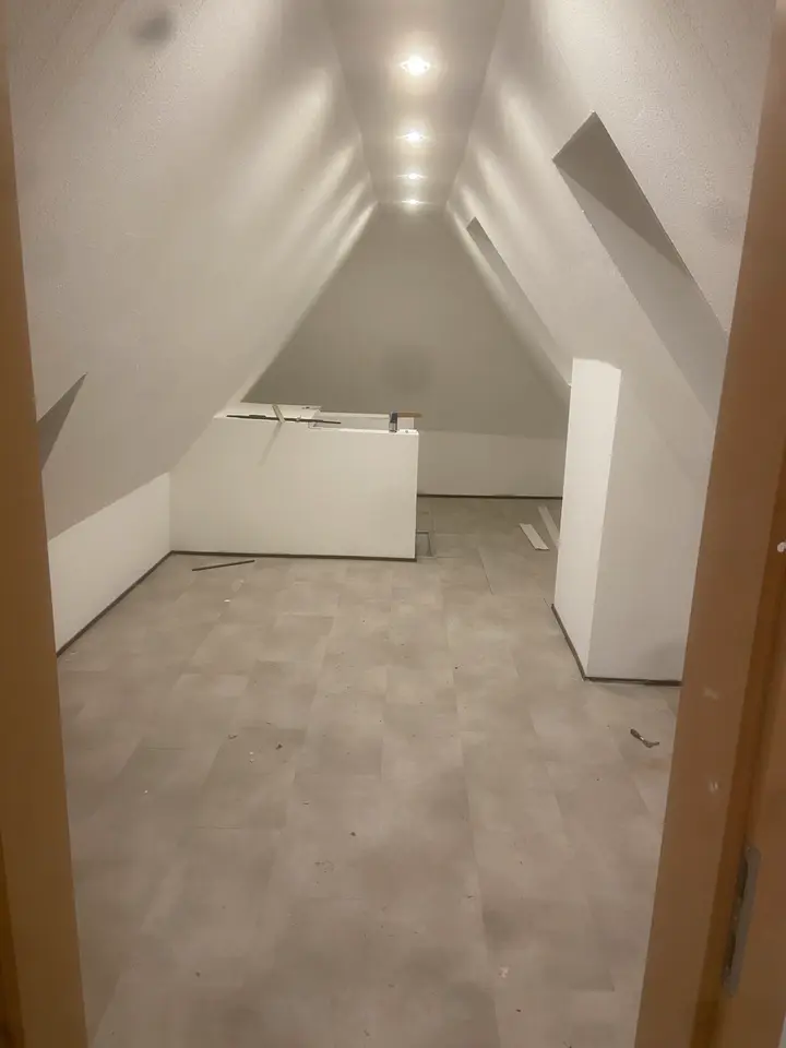 6 Zimmer Wohnung mit 85 m² in Oldenburg – Bild 7