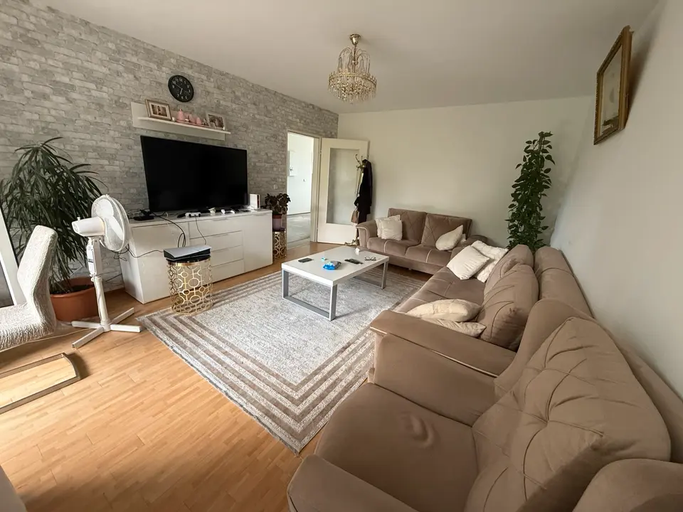 3 Zimmer Wohnung mit 93 m² in Mönchengladbach – Bild 2