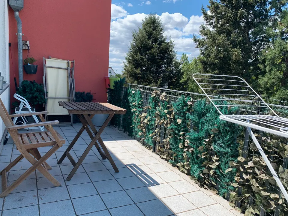 WG-Zimmer mit 82 m² in Frankfurt am Main – Bild 4