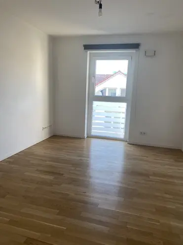 3 Zimmer Wohnung mit 95 m² in Frankfurt am Main – Bild 4