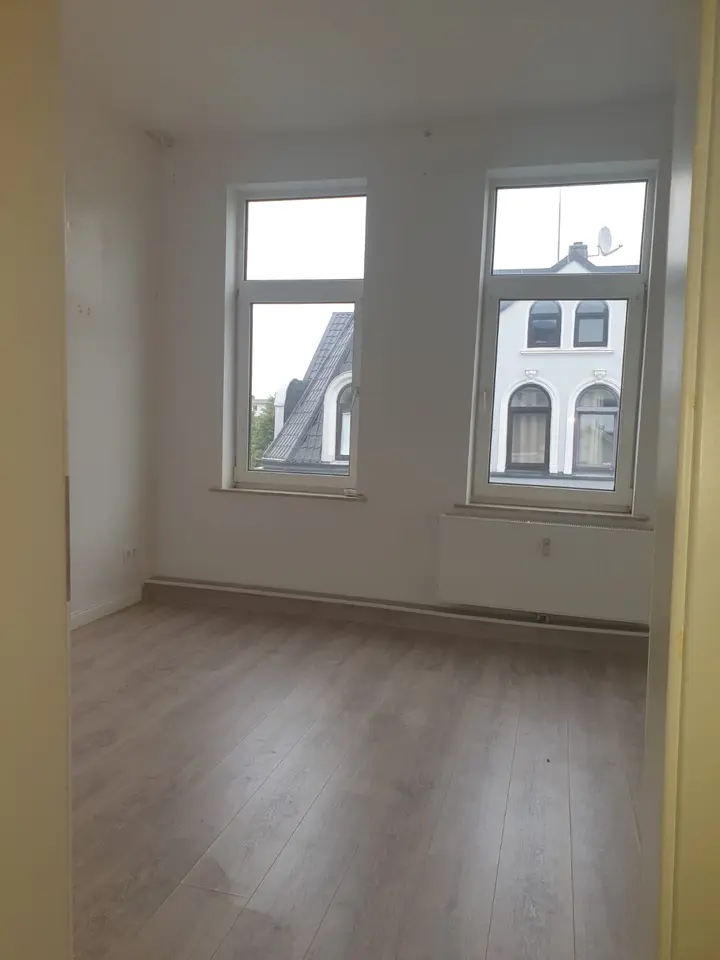 3 Zimmer Wohnung mit 94 m² in Bremerhaven – Bild 8