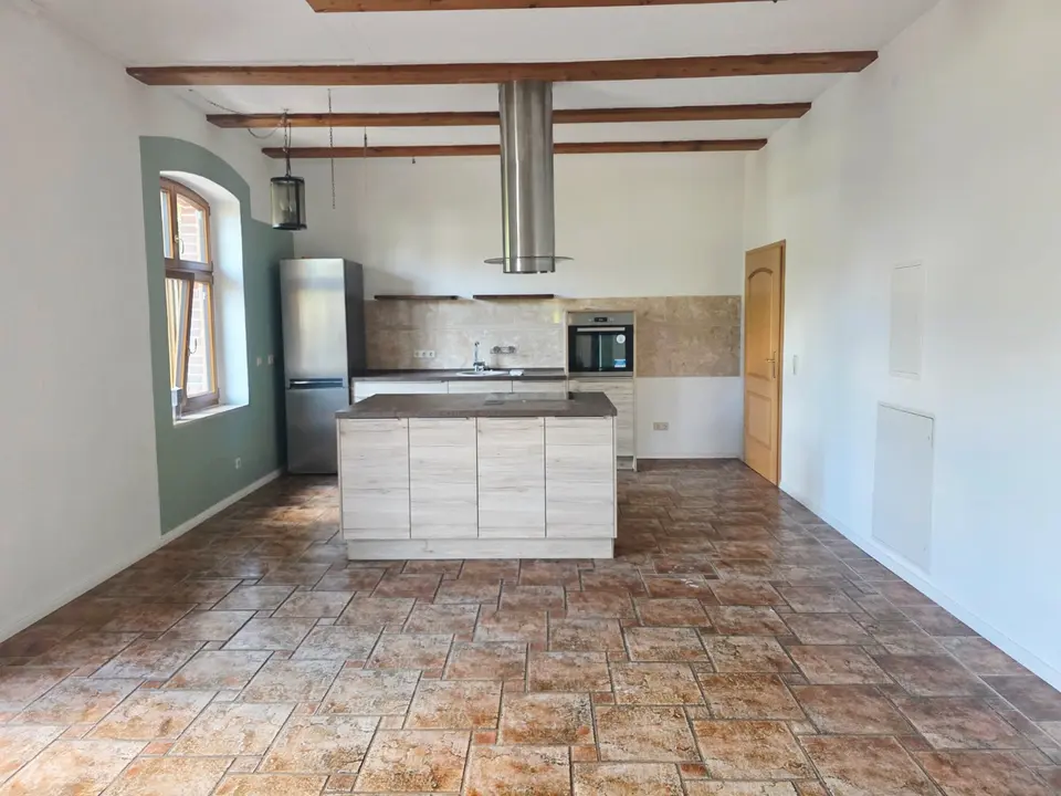 2 Zimmer Wohnung mit 110 m² in Neubrandenburg – Bild 3