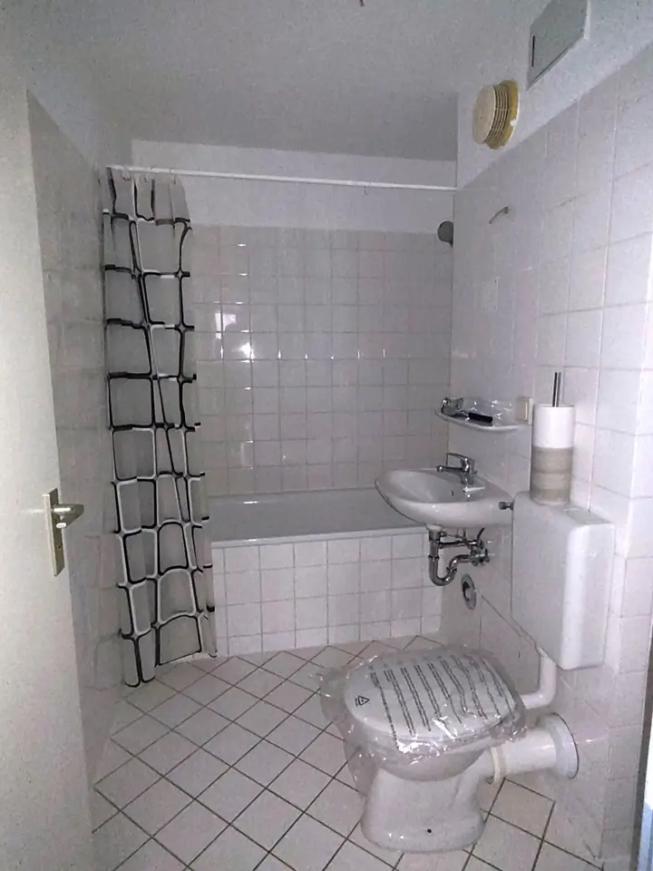 2 Zimmer Wohnung mit 55 m² in Plauen – Bild 9
