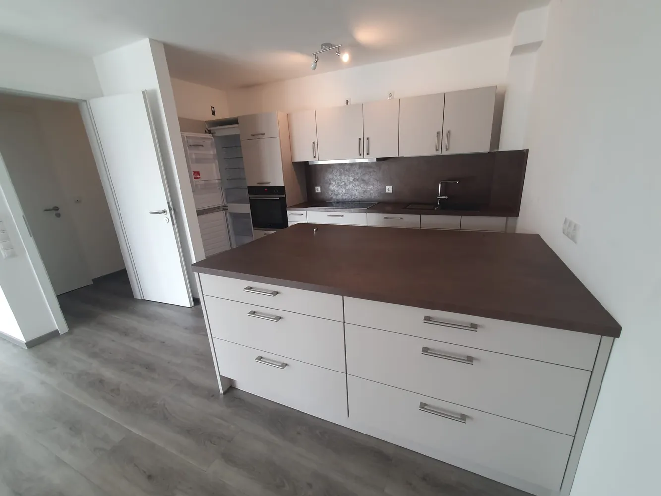 2 Zimmer Wohnung mit 69 m² in Ludwigshafen am Rhein – Bild 3