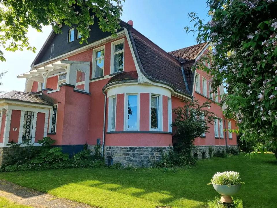 5 Zimmer Wohnung mit 140 m² in Helmstedt – Bild 2