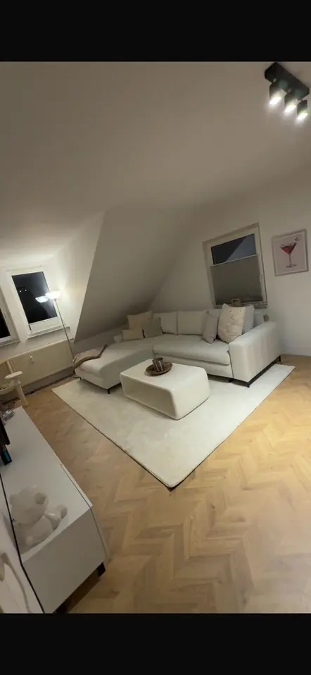 2 Zimmer Wohnung mit 50 m² in Köln – Bild 8