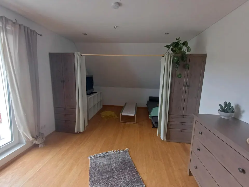 WG-Zimmer mit 83 m² in Amberg – Bild 2