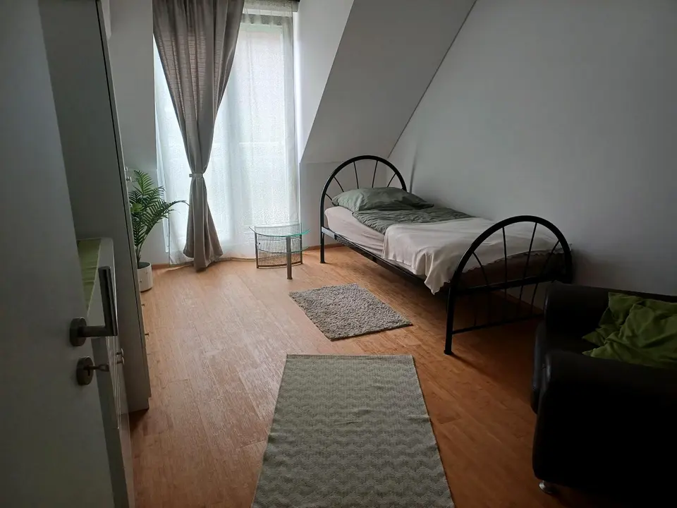WG-Zimmer mit 83 m² in Amberg – Bild 3