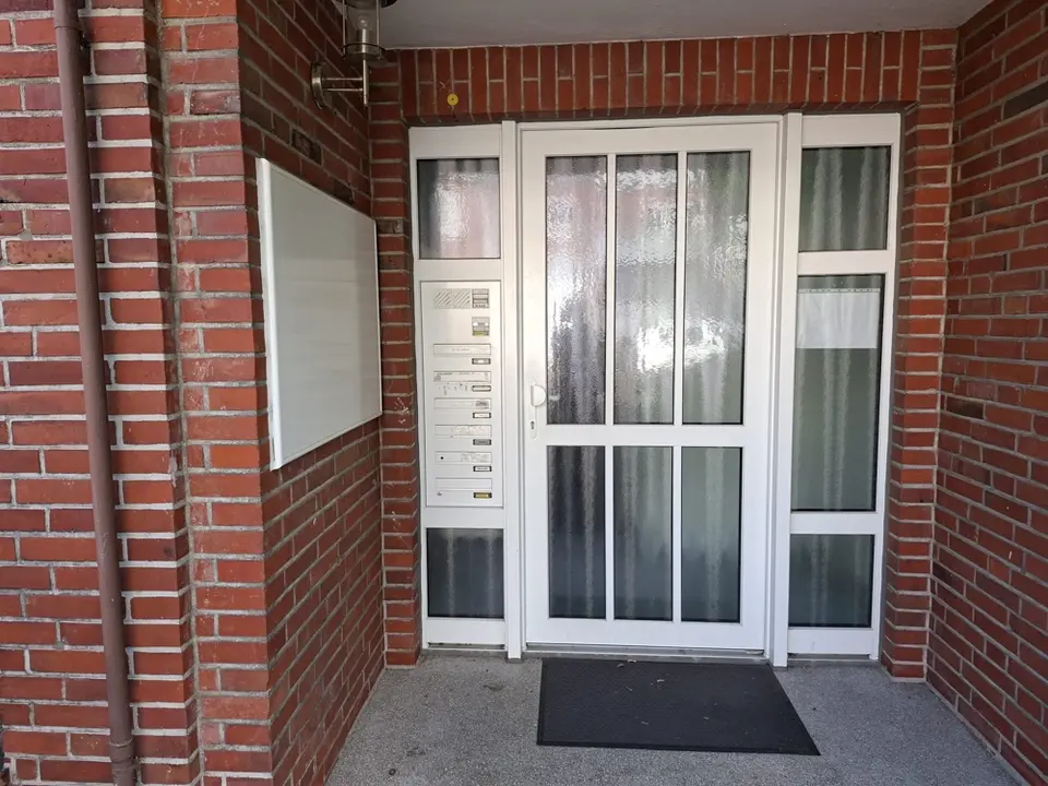 3 Zimmer Wohnung mit 103 m² in Wilhelmshaven – Bild 2