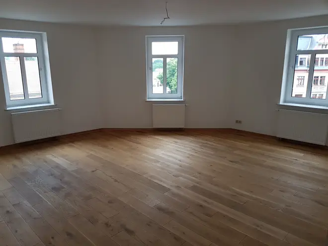 5 Zimmer Wohnung mit 130 m² in Dresden – Bild 1