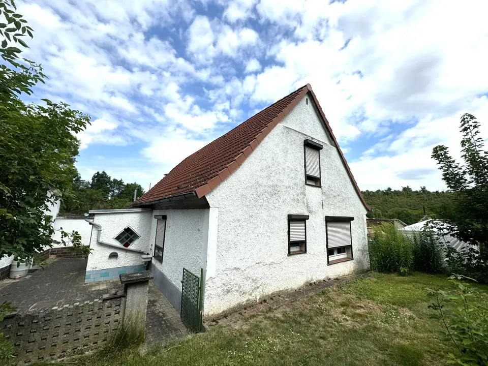 3 Zimmer Haus mit 90 m² in Sangerhausen – Bild 1