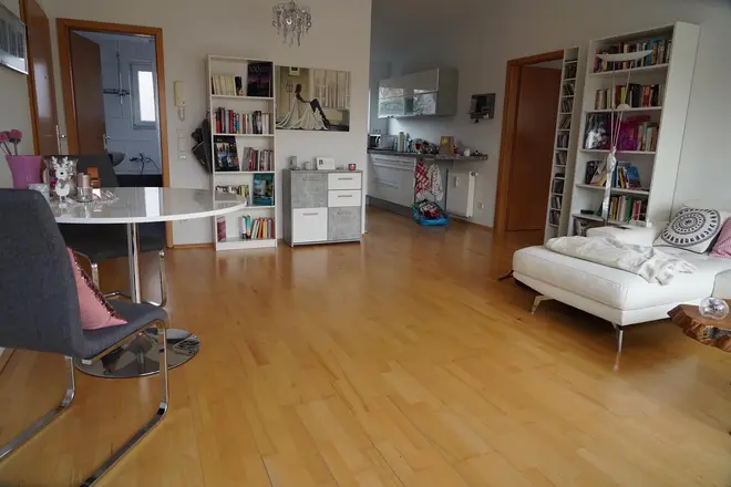 3 Zimmer Wohnung mit 67 m² in Bonn – Bild 2