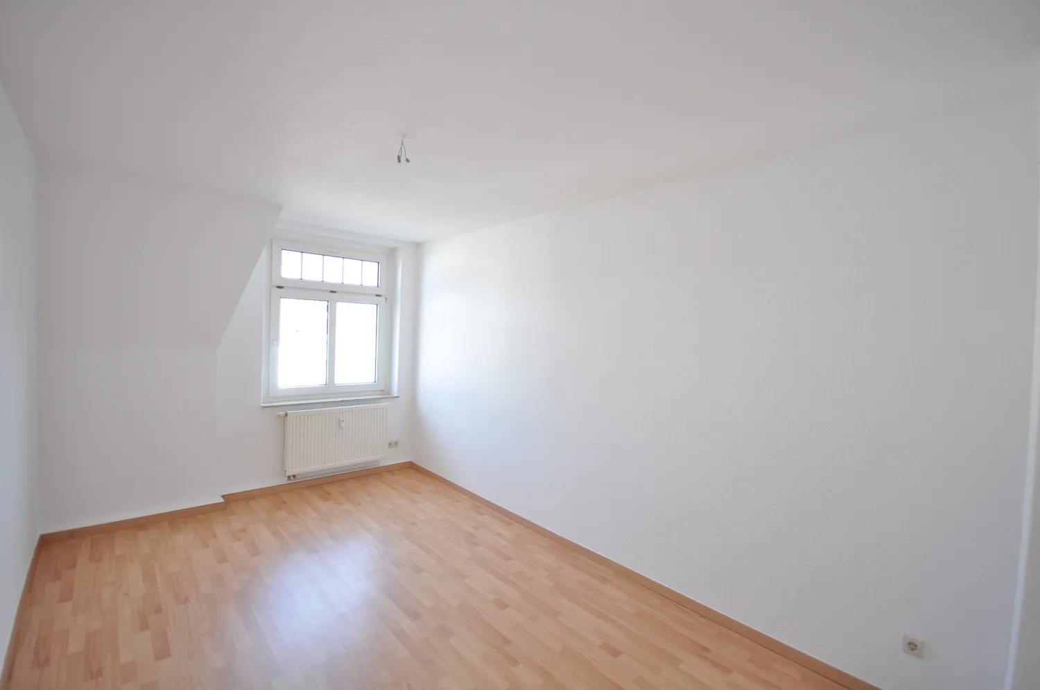 3 Zimmer Wohnung mit 73 m² in Zwickau – Bild 3