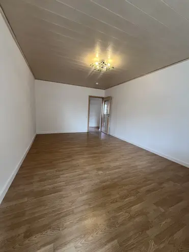 5 Zimmer Wohnung mit 105 m² in Mönchengladbach – Bild 2