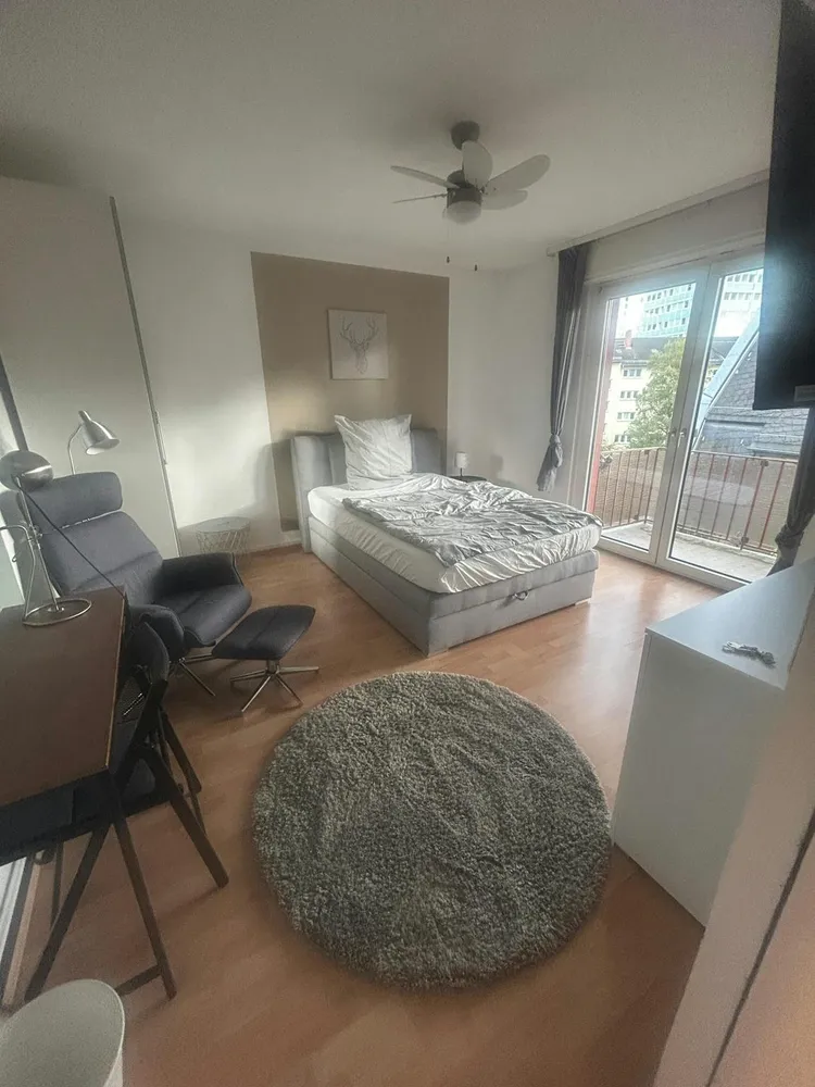 WG-Zimmer in Frankfurt am Main – Bild 1