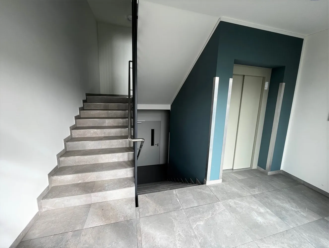 2 Zimmer Wohnung mit 67 m² in Cottbus – Bild 2