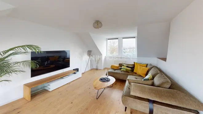 2 Zimmer Wohnung mit 105 m² in Rostock – Bild 1