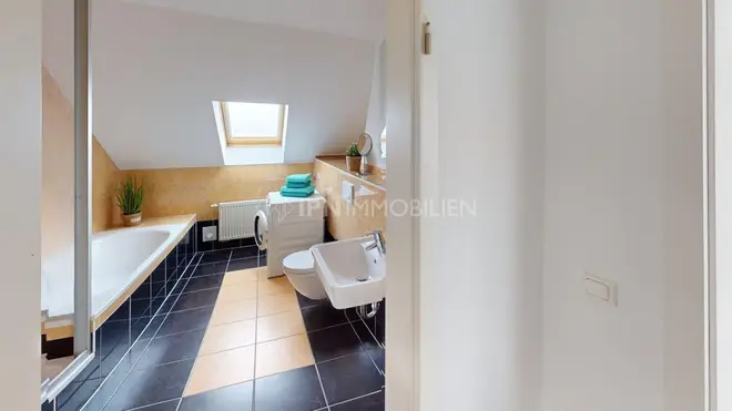 2 Zimmer Wohnung mit 105 m² in Rostock – Bild 9