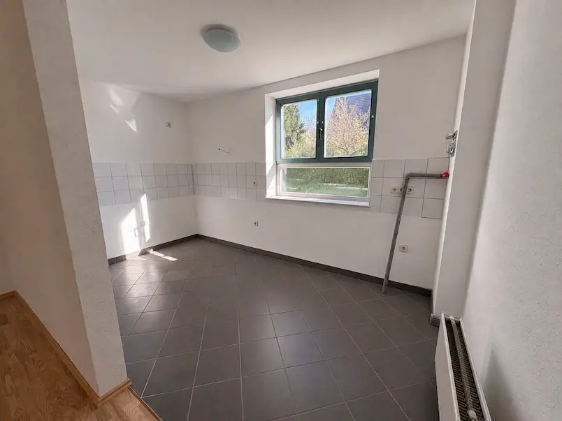2 Zimmer Wohnung mit 61 m² in Eisenach – Bild 2