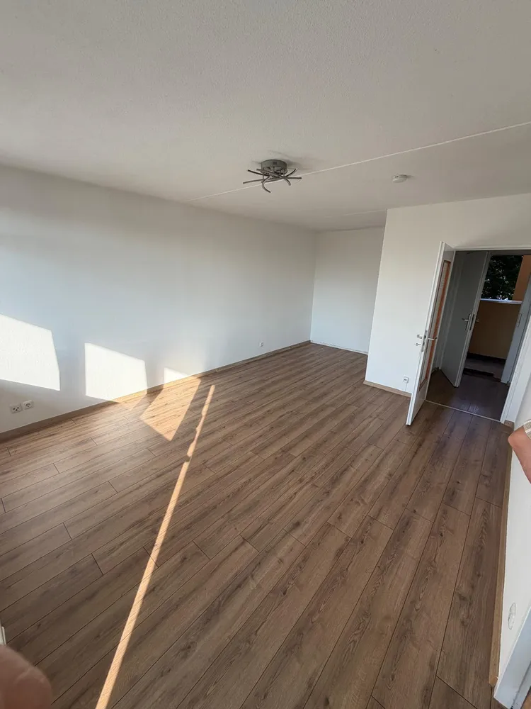 2 Zimmer Wohnung mit 30 m² in Erlangen – Bild 1