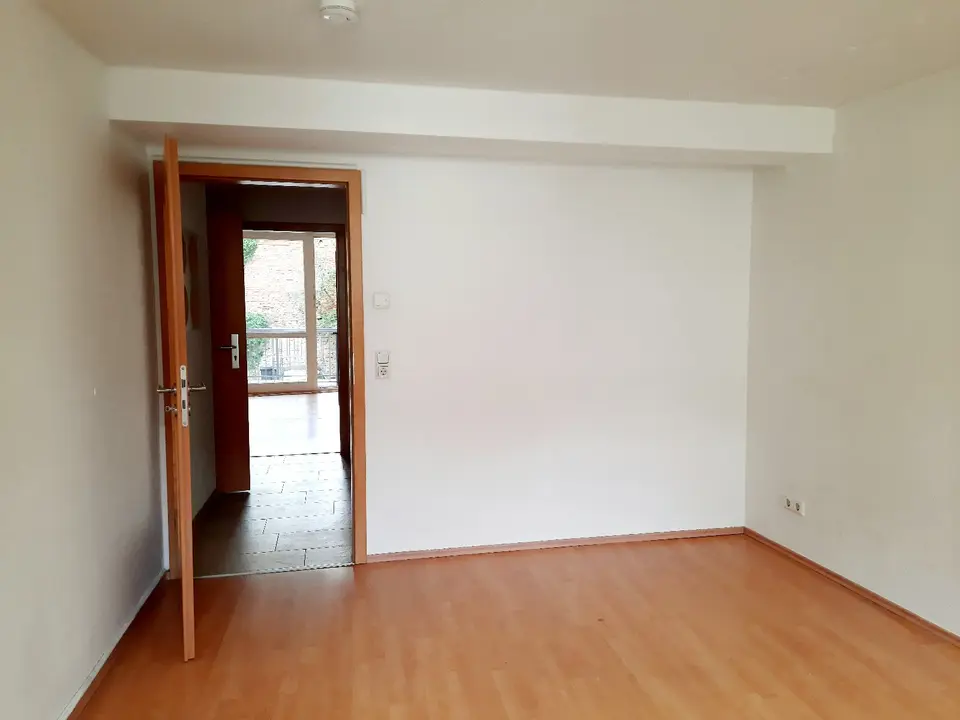 2 Zimmer Wohnung mit 42 m² in Sangerhausen – Bild 2