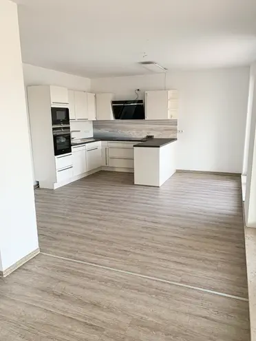 4 Zimmer Wohnung mit 146 m² in Erfurt – Bild 3