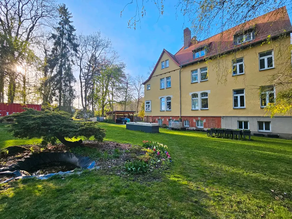 9 Zimmer Haus mit 320 m² in Gera – Bild 4
