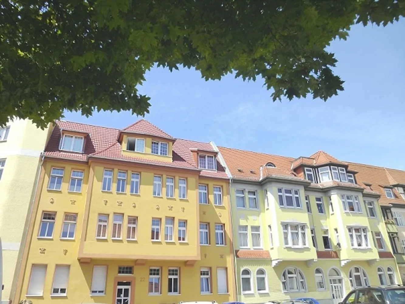 4 Zimmer Wohnung mit 123 m² in Magdeburg – Bild 1