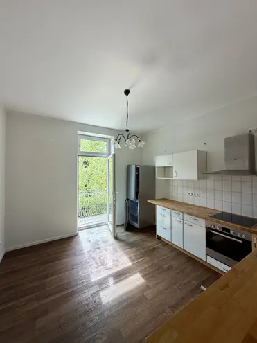 4 Zimmer Wohnung mit 130 m² in München – Bild 2