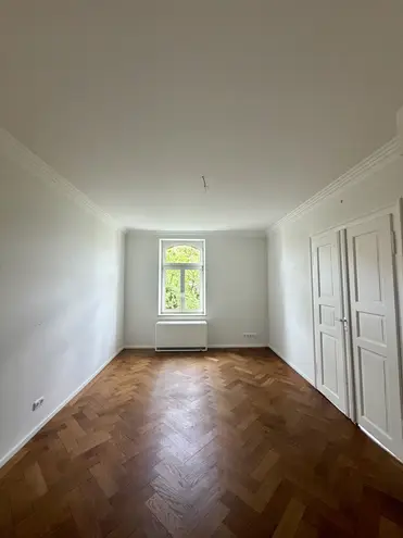 4 Zimmer Wohnung mit 130 m² in München – Bild 8