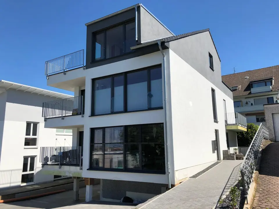 2 Zimmer Wohnung mit 94 m² in Koblenz – Bild 2