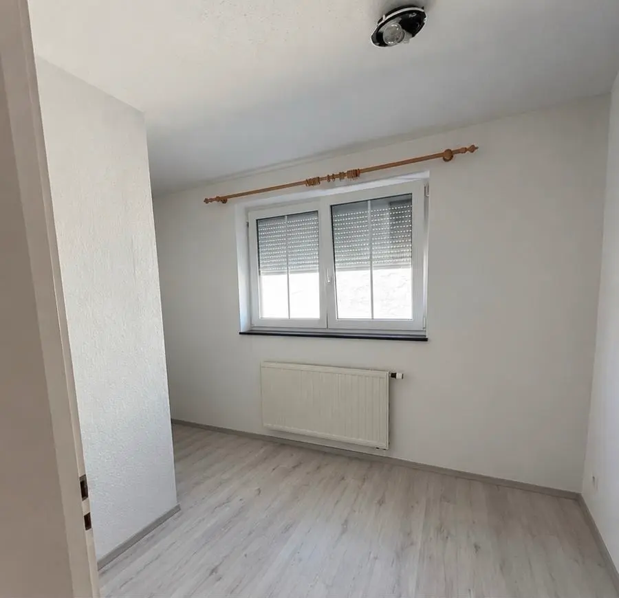 6 Zimmer Haus mit 150 m² in Cham – Bild 2