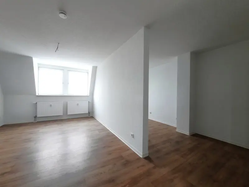 2 Zimmer Wohnung mit 54 m² in Plauen – Bild 2