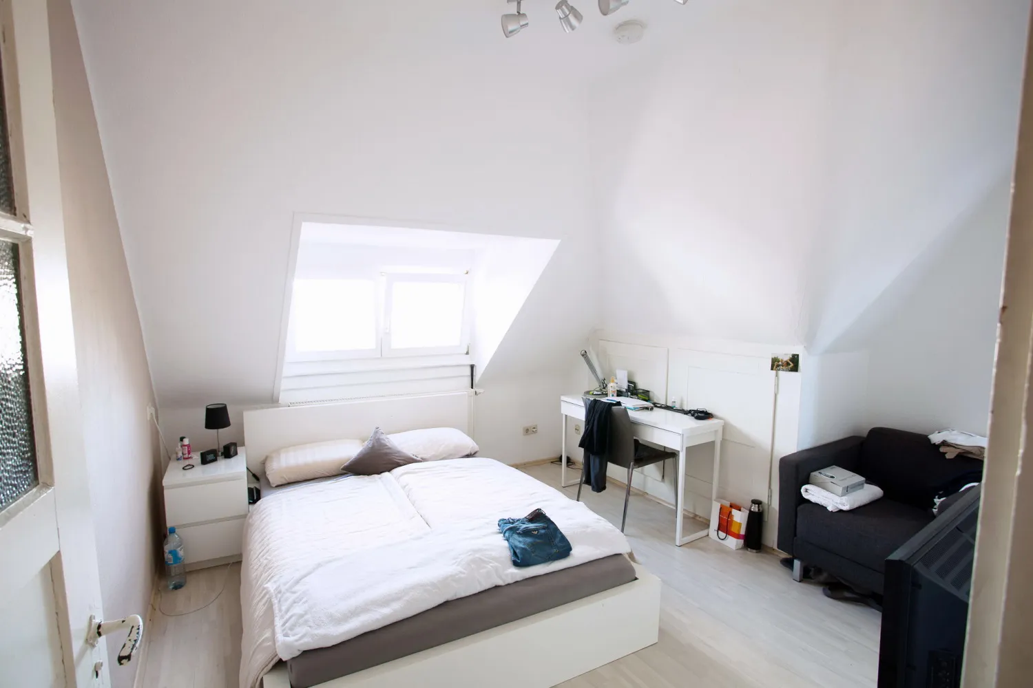3 Zimmer Wohnung mit 90 m² in Pforzheim – Bild 2