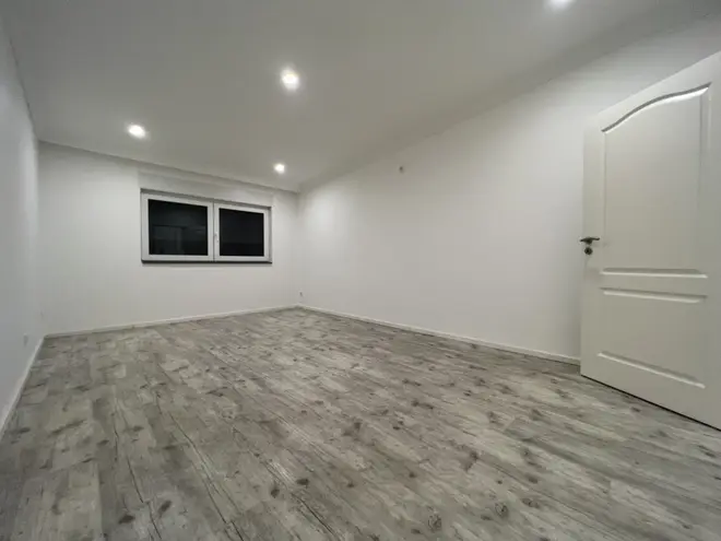 4 Zimmer Wohnung mit 135 m² in Neuss – Bild 7