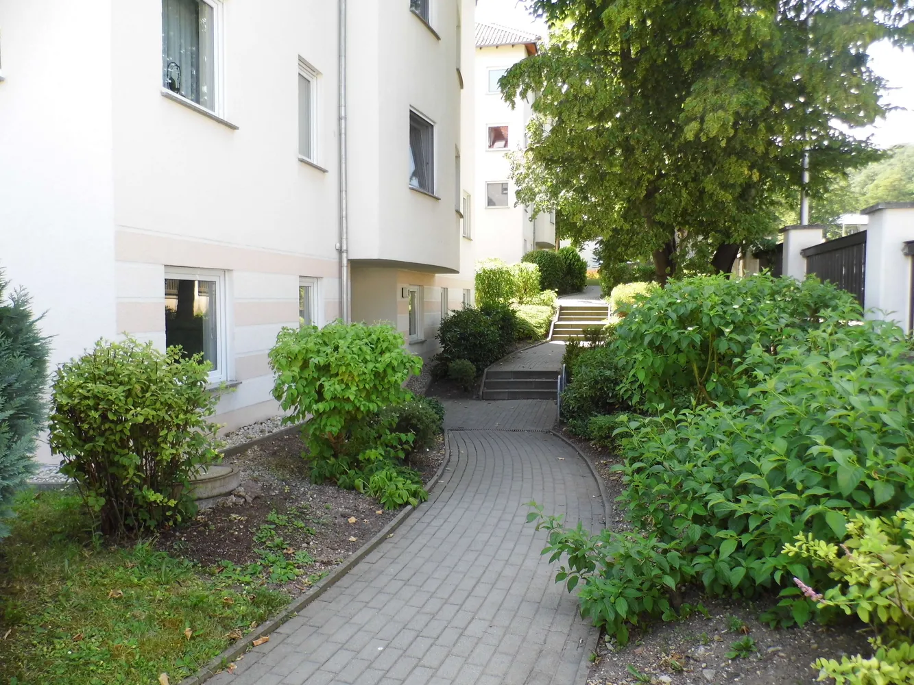 2 Zimmer Wohnung mit 52 m² in Gera – Bild 2