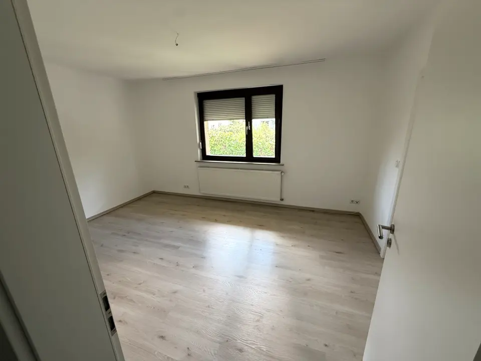 3 Zimmer Wohnung mit 70 m² in Fellbach – Bild 2