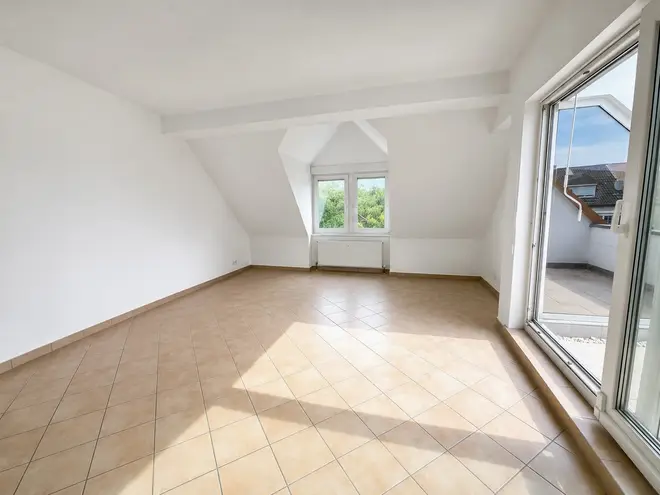 3 Zimmer Wohnung mit 100 m² in Hanau – Bild 2