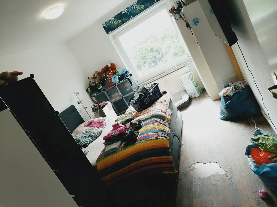 6 Zimmer Wohnung mit 118 m² in Neubrandenburg – Bild 2