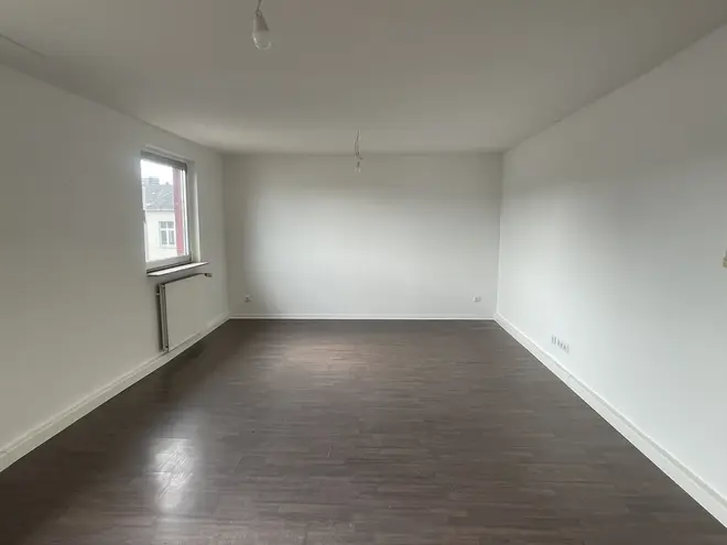 6 Zimmer Wohnung mit 125 m² in Mainz – Bild 2