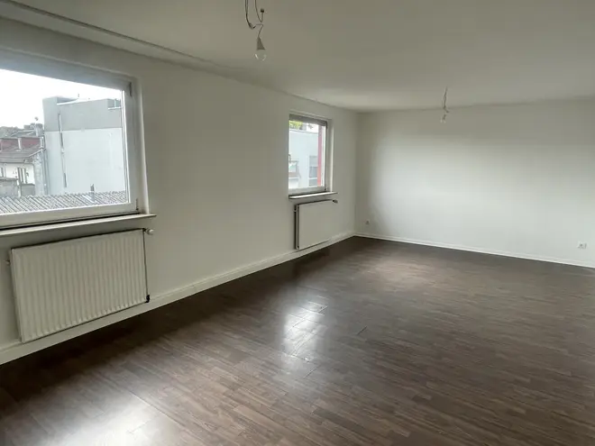 6 Zimmer Wohnung mit 125 m² in Mainz – Bild 3