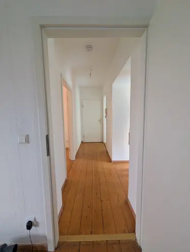 3 Zimmer Wohnung mit 65 m² in Wiesbaden – Bild 2