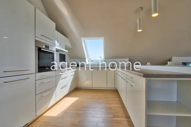 4 Zimmer Wohnung mit 140 m² in Stuttgart – Bild 9